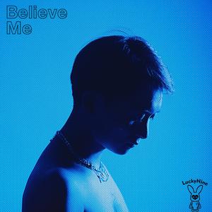 KTV包厢吃奶激情视频
